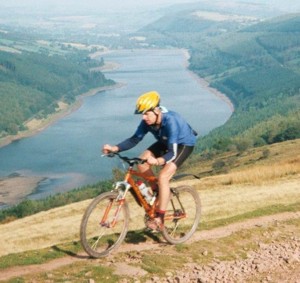 4 nights Biking the Great Glen Fort William to Inverness in Scotland. 
Biking high over Loch Ness