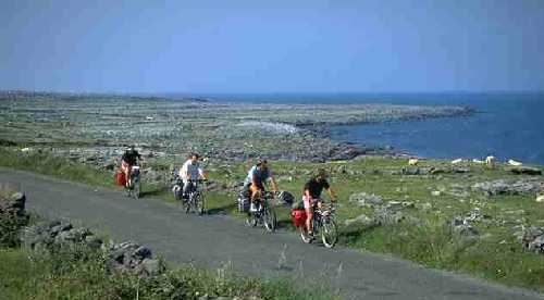 5 nights Cycle Around the Kerry Coast. Our cycling tours of the Kerry coast from Killarney area, county Kerry, Ireland